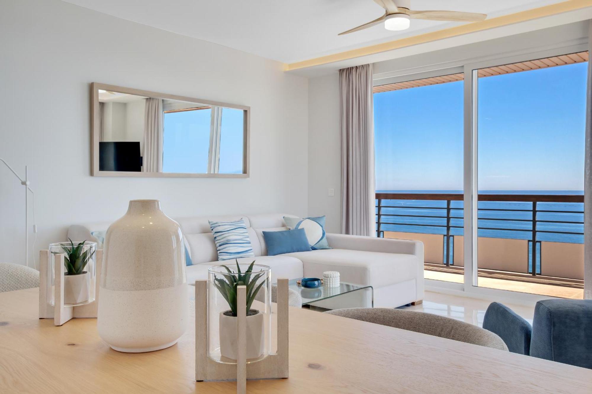 Santa Clara Modern & Exclusive Seafront Apartment Torremolinos Ngoại thất bức ảnh