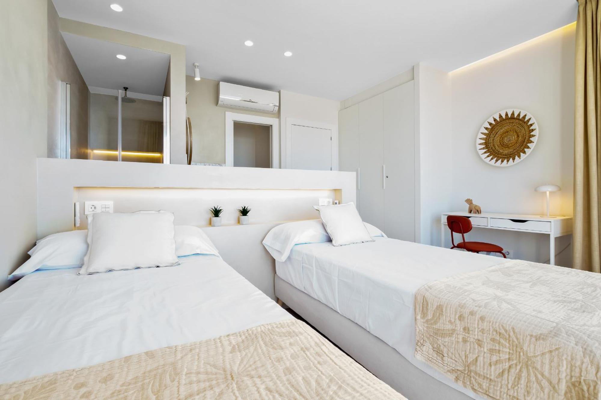 Santa Clara Modern & Exclusive Seafront Apartment Torremolinos Ngoại thất bức ảnh