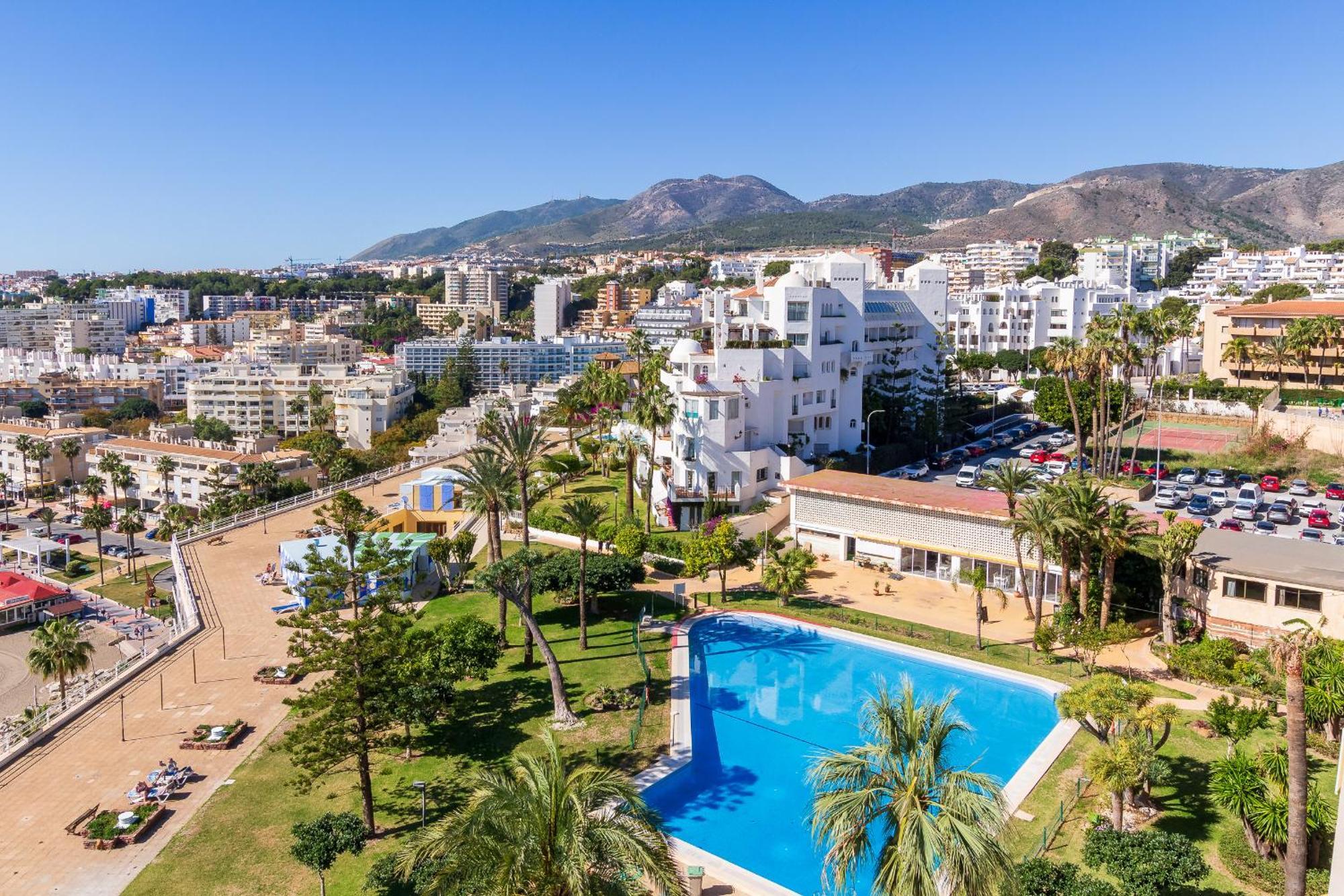 Santa Clara Modern & Exclusive Seafront Apartment Torremolinos Ngoại thất bức ảnh