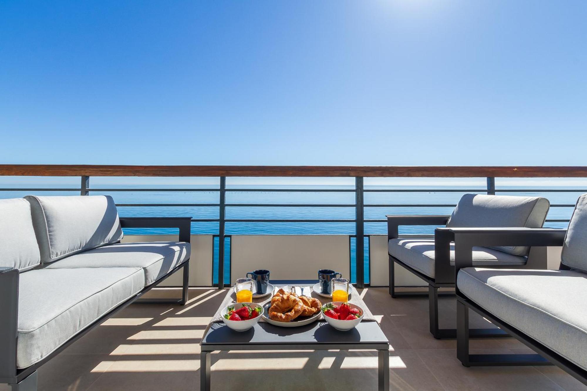 Santa Clara Modern & Exclusive Seafront Apartment Torremolinos Ngoại thất bức ảnh