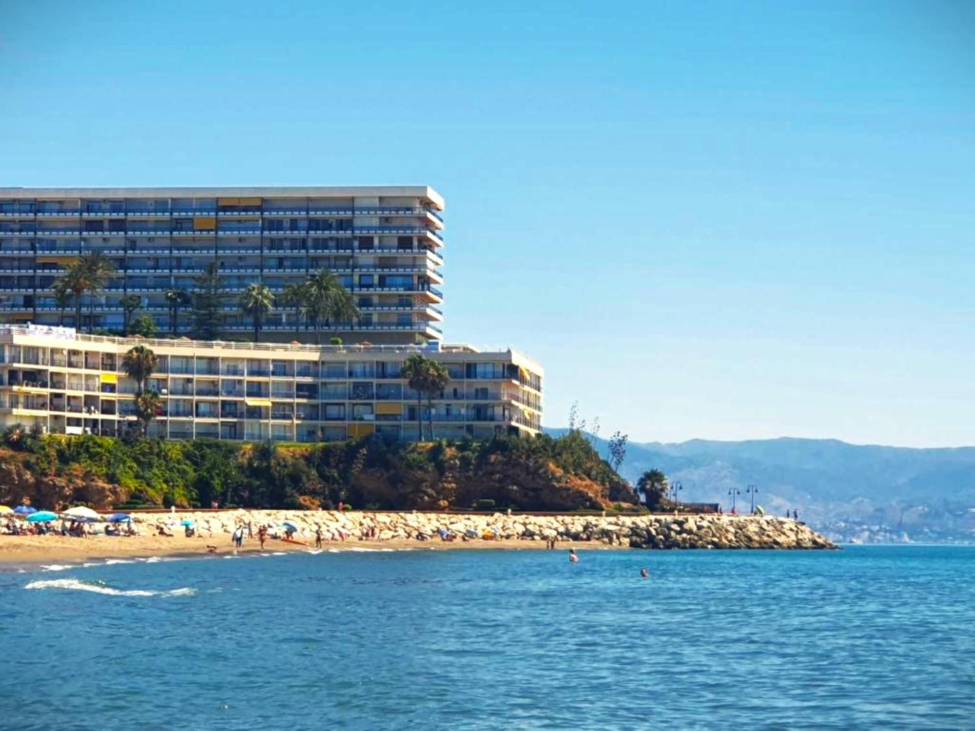 Santa Clara Modern & Exclusive Seafront Apartment Torremolinos Ngoại thất bức ảnh