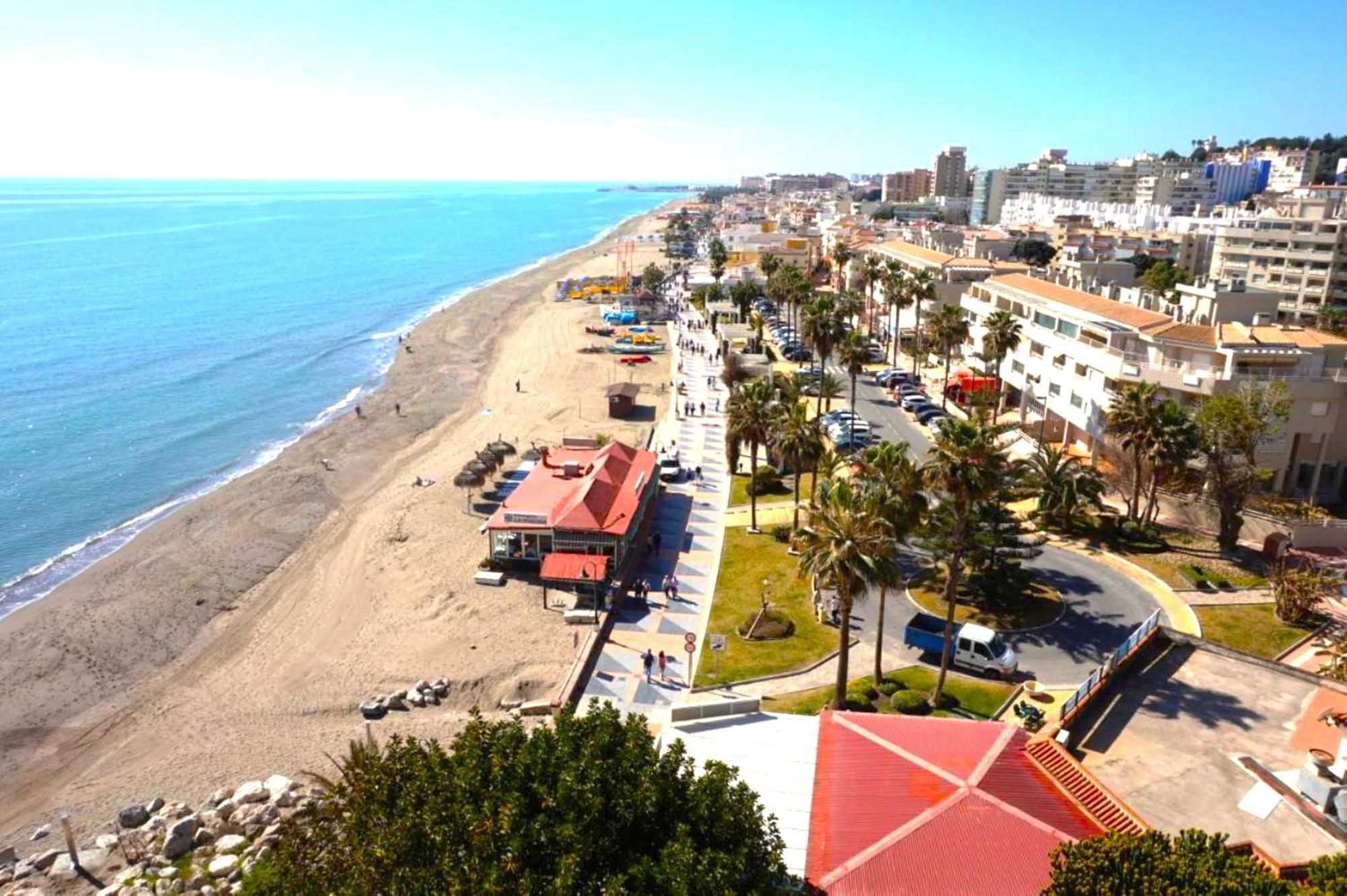 Santa Clara Modern & Exclusive Seafront Apartment Torremolinos Ngoại thất bức ảnh