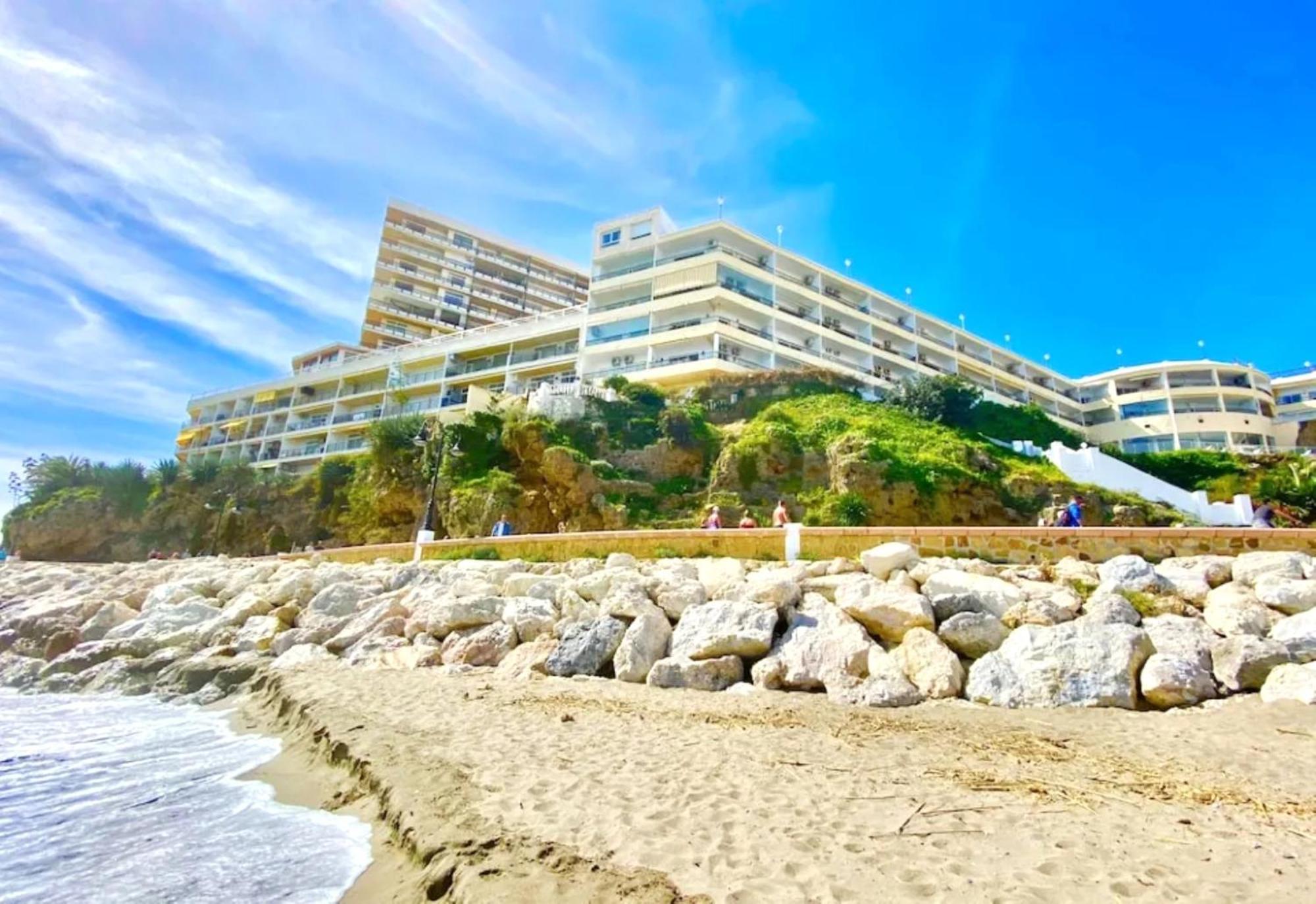 Santa Clara Modern & Exclusive Seafront Apartment Torremolinos Ngoại thất bức ảnh