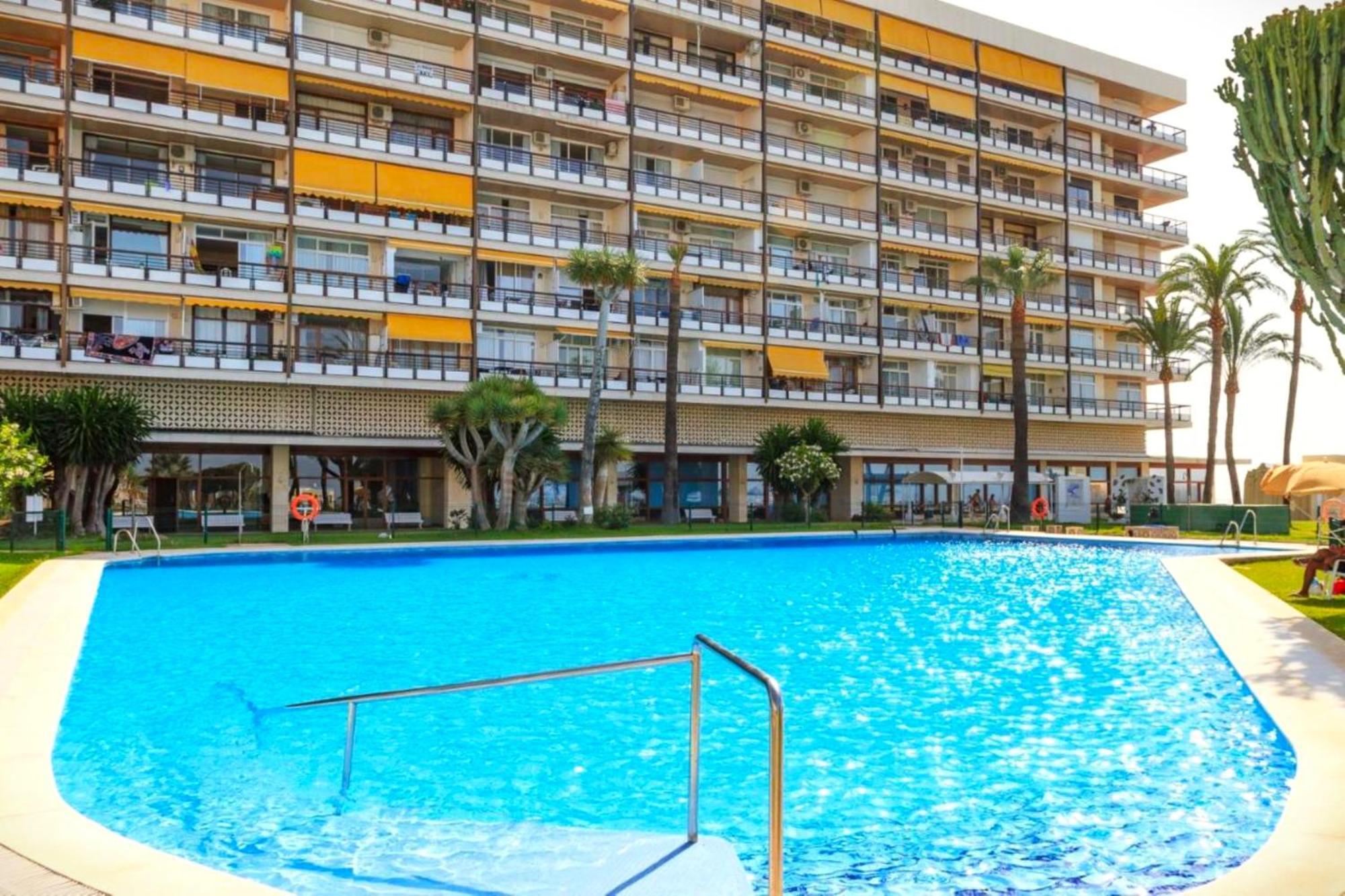 Santa Clara Modern & Exclusive Seafront Apartment Torremolinos Ngoại thất bức ảnh